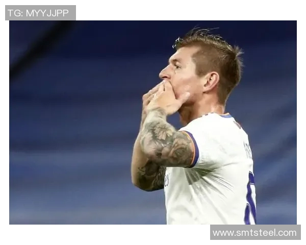 克罗斯：从中场大师到足球战术革新的引领者之路