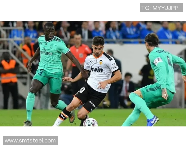 费兰托雷斯的崛起之路：从青训天才到世界级足球明星的传奇旅程